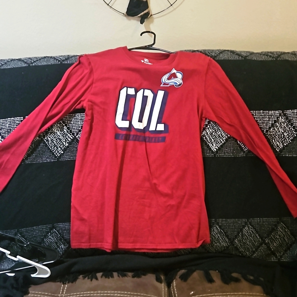 Colorado Avalanche shirt